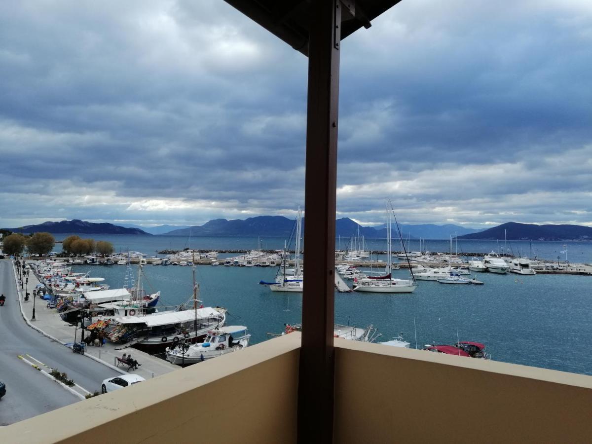 Aegina Port Apt 2-Διαμέρισμα Στο Λιμάνι Της Αίγινας 2 외부 사진