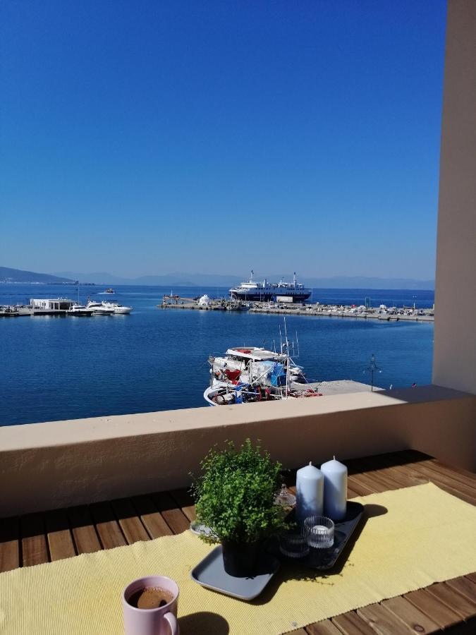 Aegina Port Apt 2-Διαμέρισμα Στο Λιμάνι Της Αίγινας 2 외부 사진