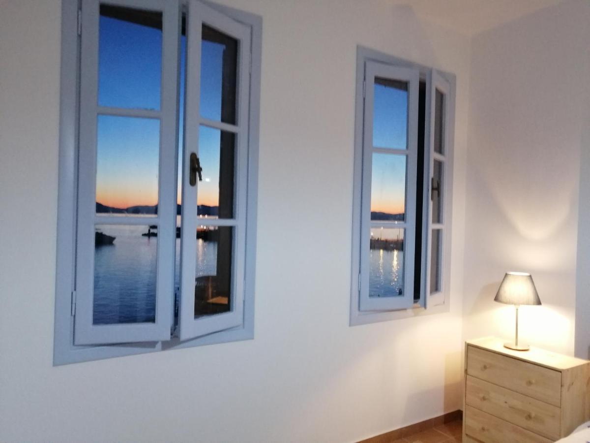 Aegina Port Apt 2-Διαμέρισμα Στο Λιμάνι Της Αίγινας 2 외부 사진