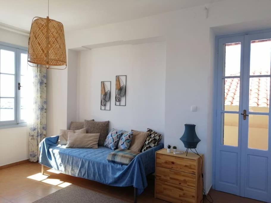 Aegina Port Apt 2-Διαμέρισμα Στο Λιμάνι Της Αίγινας 2 외부 사진