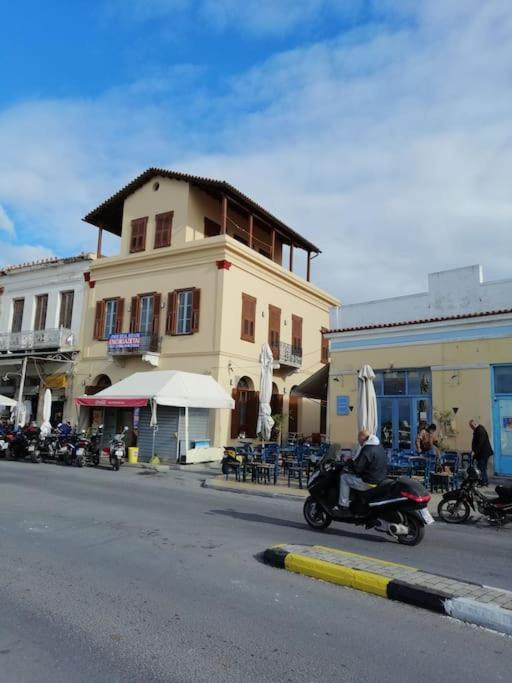 Aegina Port Apt 2-Διαμέρισμα Στο Λιμάνι Της Αίγινας 2 외부 사진