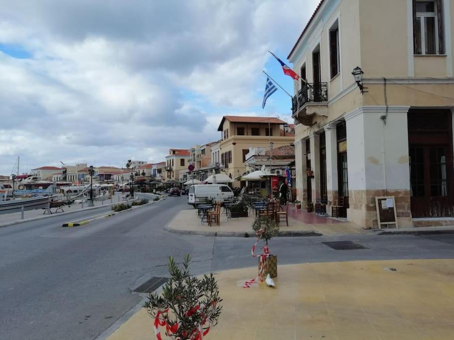 Aegina Port Apt 2-Διαμέρισμα Στο Λιμάνι Της Αίγινας 2 외부 사진