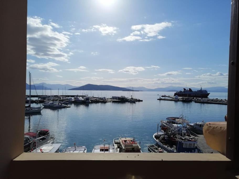 Aegina Port Apt 2-Διαμέρισμα Στο Λιμάνι Της Αίγινας 2 외부 사진