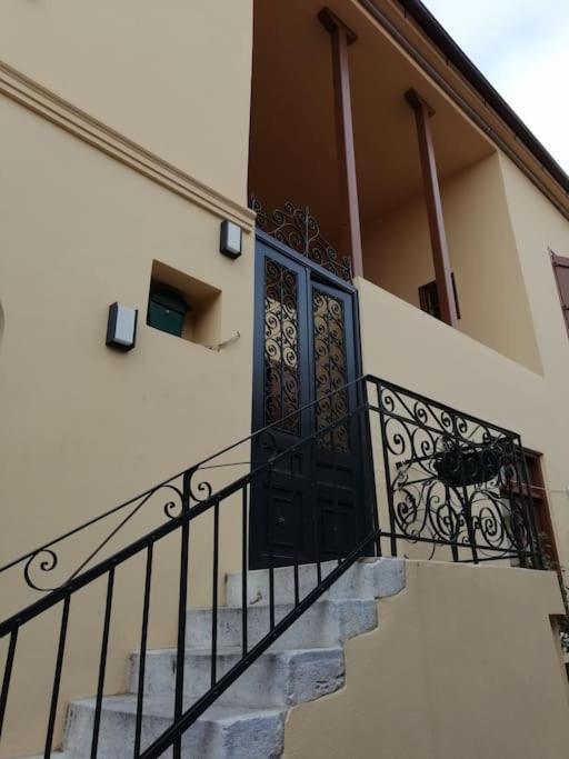 Aegina Port Apt 2-Διαμέρισμα Στο Λιμάνι Της Αίγινας 2 외부 사진